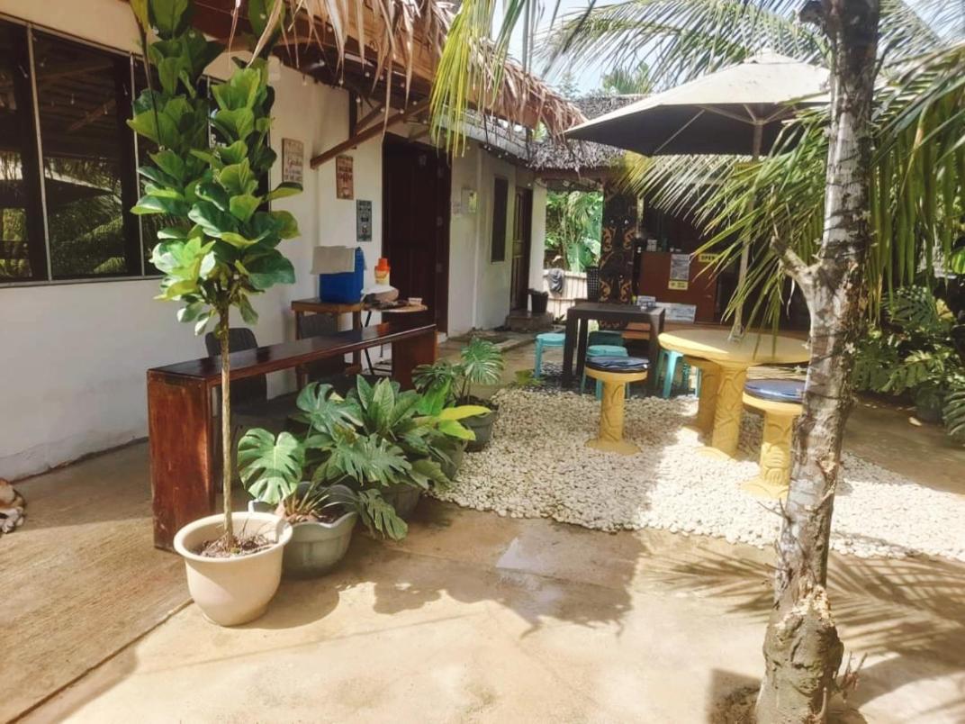 Ziah'S Guest House San Vicente  Bagian luar foto